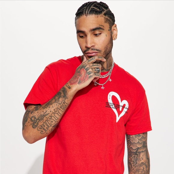 Amor Studio Short Sleeve T Red - Picture 1 of 3